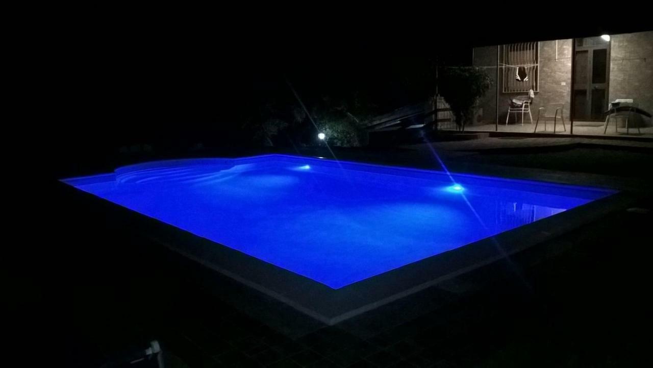 Bed House Floristella Valguarnera Caropepe Exterior foto