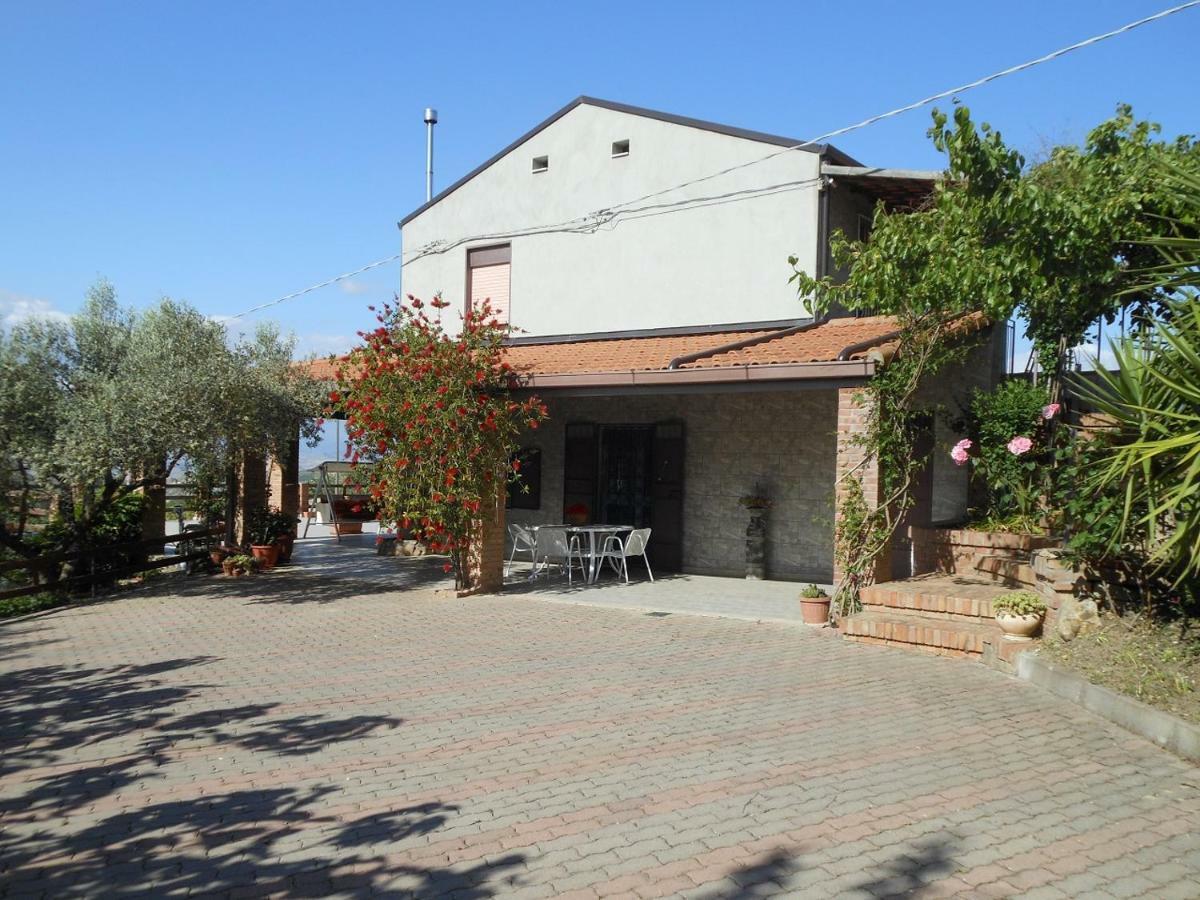 Bed House Floristella Valguarnera Caropepe Exterior foto